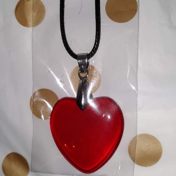 Red Heart Necklace Large Red Heart on Black cord 18"-24" NEW adjustable.… - Picture 7 of 10